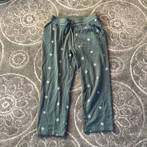 Draper James jogger set - Picture 3 of 3